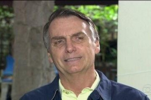 Moraes determina ida de Jair Bolsonaro para a Papudinha