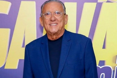 O apresentador e locutor Galvão Bueno completa 75 anos.