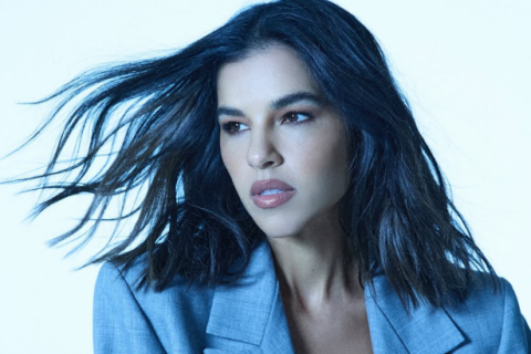 Parabéns hoje para Mariana Rios que completa hoje 40 anos.
